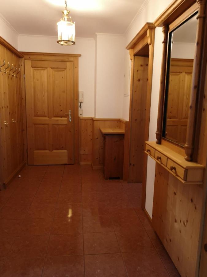 Haus Silent, 16