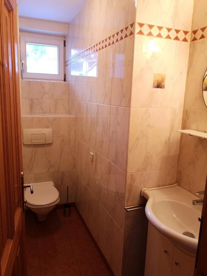 Haus Silent, 16 *